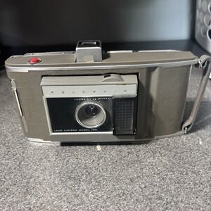 Vintage Polaroid Type Land Camera Model J66